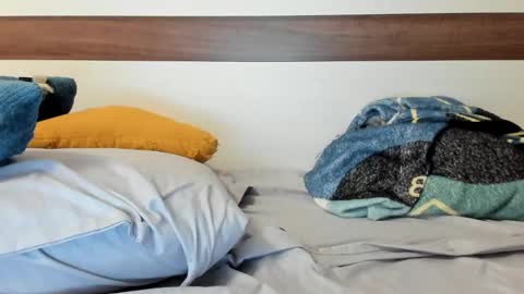 00ingrid00 online show from February 21, 2025, 3:23 am