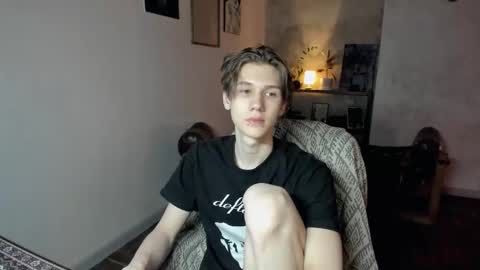 Snapshot of 0verlandd chatting on December 16, 2025, 2:11 pm Adam online show from December 16, 2025, 2:11 pm