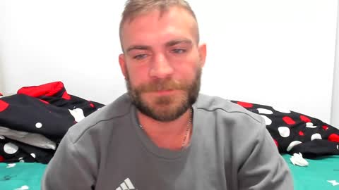 Snapshot of 10in_deluxe chatting on December 20, 2024, 9:32 am 10in_deluxe online show from December 20, 2024, 9:32 am