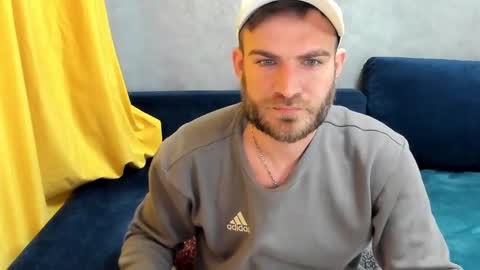 Snapshot of 10in_deluxe chatting on February 28, 2025, 5:37 am 10in_deluxe online show from February 28, 2025, 5:37 am