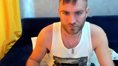 Snapshot of 10in_deluxe chatting on March 10, 2025, 8:15 am 10in_deluxe online show from March 10, 2025, 8:15 am