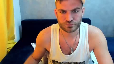 Snapshot of 10in_deluxe chatting on March 11, 2025, 6:53 am 10in_deluxe online show from March 11, 2025, 6:53 am