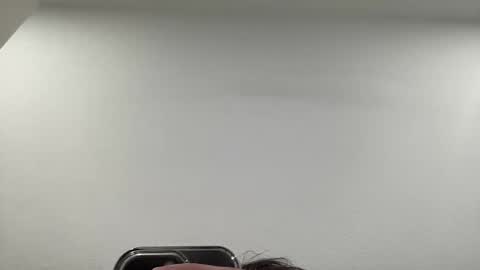 Snapshot of 10incheslong123 chatting on January 29, 2025, 2:09 am 10incheslong123 online show from January 29, 2025, 2:09 am