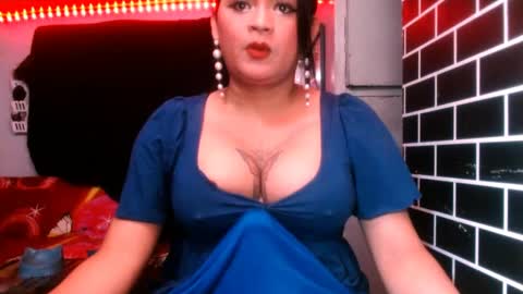  i am trixie im Your Selfsucking Mistress  online show from January 9, 2025, 2:11 am