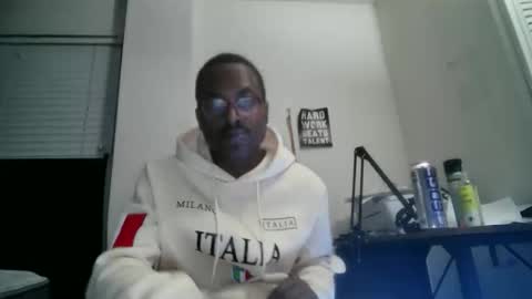 Snapshot of 11inchtattedtrinibad chatting on November 10, 2025, 11:48 pm 11inchtattedtrinibad online show from November 10, 2025, 11:48 pm