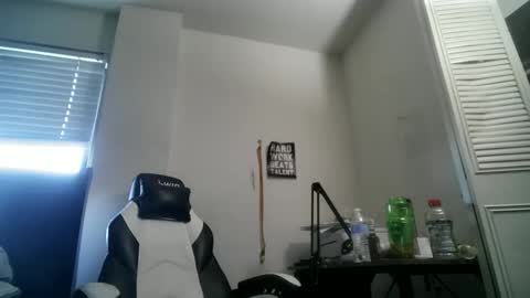 Snapshot of 11inchtattedtrinibad chatting on November 13, 2025, 8:19 pm 11inchtattedtrinibad online show from November 13, 2025, 8:19 pm