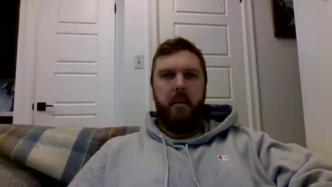 Snapshot of 123holt123 chatting on February 19, 2025, 7:48 pm 123holt123 online show from February 19, 2025, 7:48 pm