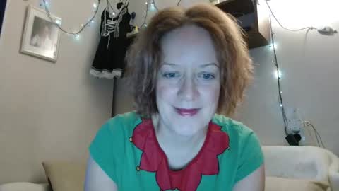 12ennie online show from November 13, 2025, 6:34 am