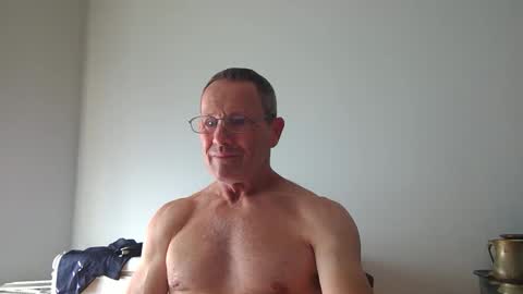 13glanmorfa online show from September 26, 2025, 3:05 pm
