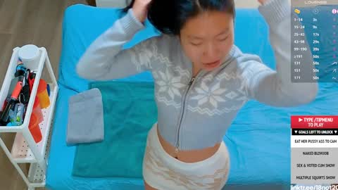 Snapshot of 18not20 chatting on December 4, 2024, 3:48 am Tong Ralph online show from December 4, 2024, 3:48 am