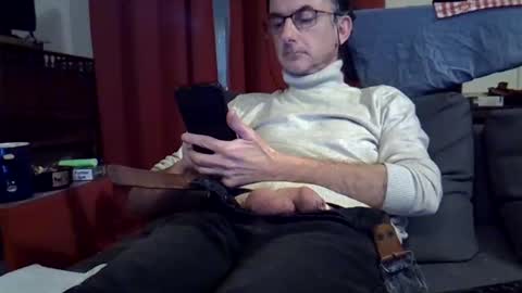 Snapshot of 18remy45 chatting on January 4, 2025, 10:45 pm 18remy45 online show from January 4, 2025, 10:45 pm