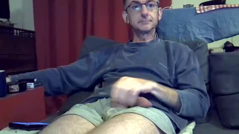 Snapshot of 18remy45 chatting on February 16, 2025, 2:43 pm 18remy45 online show from February 16, 2025, 2:43 pm