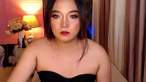 Snapshot of 1bestlover chatting on February 6, 2025, 6:02 pm Ekang online show from February 6, 2025, 6:02 pm