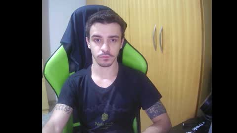 1good_vibes1 online show from December 14, 2025, 4:07 am