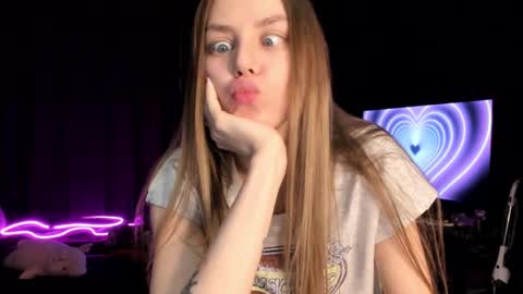 Snapshot of 1i1ypa1mer chatting on February 11, 2025, 7:48 pm Lily 3 online show from February 11, 2025, 7:48 pm