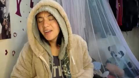 1kandylove online show from November 24, 2025, 7:13 pm