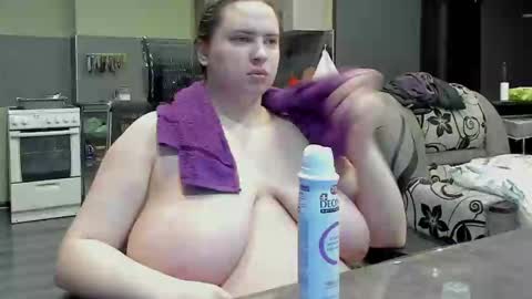 1LINDSEY1 online show from March 3, 2025, 4:46 pm