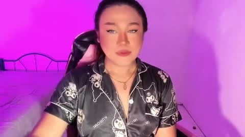 1lovelymess online show from October 13, 2025, 1:05 am