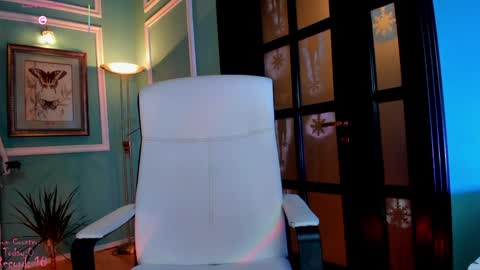 Moona  online show from January 31, 2025, 4:17 pm