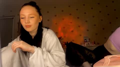 1rapunzel online show from December 15, 2025, 8:24 pm