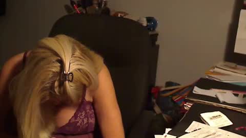 Susan online show from January 1, 2025, 4:18 am