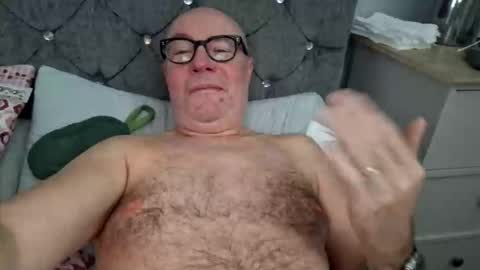 Snapshot of 211scudder chatting on December 14, 2025, 10:53 am 211skoosh online show from December 14, 2025, 10:53 am