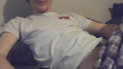 Snapshot of 2big2hype chatting on January 14, 2025, 4:57 am cheif online show from January 14, 2025, 4:57 am