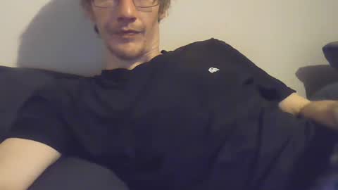 Snapshot of 2big2hype chatting on January 17, 2025, 2:29 am cheif online show from January 17, 2025, 2:29 am