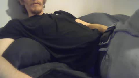 Snapshot of 2big2hype chatting on February 24, 2025, 12:09 am cheif online show from February 24, 2025, 12:09 am