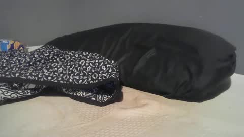 Snapshot of 2big2hype chatting on September 16, 2025, 11:50 pm cheif online show from September 16, 2025, 11:50 pm