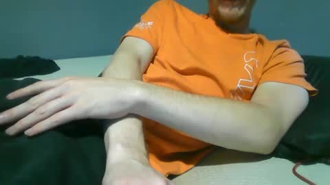 Snapshot of 2big2hype chatting on September 20, 2025, 5:36 pm cheif online show from September 20, 2025, 5:36 pm