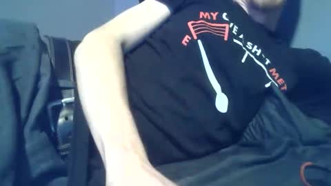 Snapshot of 2big2hype chatting on October 23, 2025, 11:46 pm cheif online show from October 23, 2025, 11:46 pm