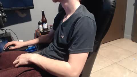 Snapshot of 2big2hype chatting on November 15, 2025, 5:38 am cheif online show from November 15, 2025, 5:38 am