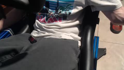 Snapshot of 2big2hype chatting on November 29, 2025, 4:59 am cheif online show from November 29, 2025, 4:59 am