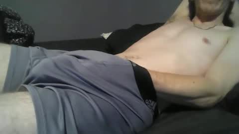 Snapshot of 2big2hype chatting on December 13, 2025, 7:53 pm cheif online show from December 13, 2025, 7:53 pm