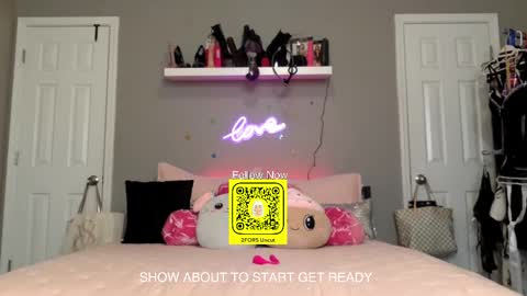 Snapshot of 2for5uncut chatting on September 13, 2025, 7:13 pm RR UnCut online show from September 13, 2025, 7:13 pm