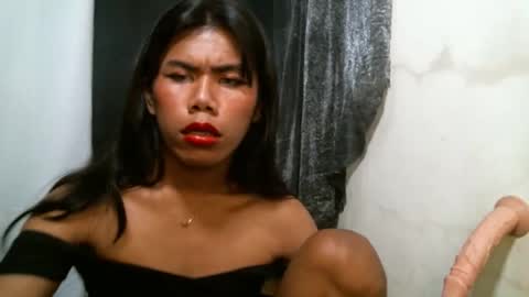 Snapshot of 2mella_reload chatting on October 6, 2025, 4:04 pm MEL online show from October 6, 2025, 4:04 pm