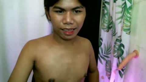 Snapshot of 2mella_reload chatting on November 11, 2025, 10:21 pm MEL online show from November 11, 2025, 10:21 pm