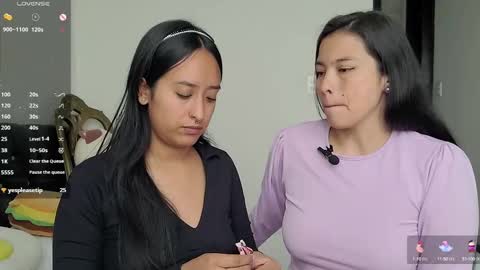 Snapshot of 2summerlove2 chatting on February 3, 2025, 6:49 pm Dalilah and Tarah online show from February 3, 2025, 6:49 pm