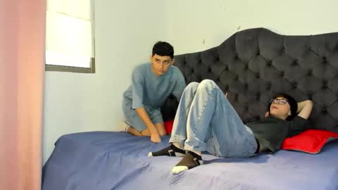 Snapshot of 3guy3 chatting on November 28, 2025, 8:00 pm Guy 1 Guy 2 Guy 3. online show from November 28, 2025, 8:00 pm