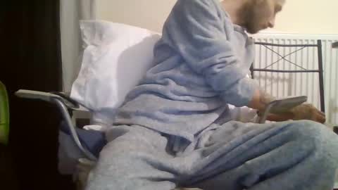 420feetloverr420 online show from November 3, 2025, 12:13 am