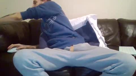 420feetloverr420 online show from November 17, 2025, 11:32 pm