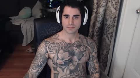 Snapshot of 420randomguy chatting on December 2, 2024, 11:29 pm Anomander Rake online show from December 2, 2024, 11:29 pm