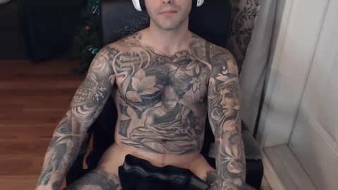 Snapshot of 420randomguy chatting on December 27, 2024, 2:58 am Anomander Rake online show from December 27, 2024, 2:58 am