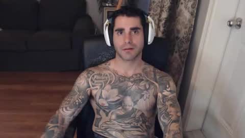 Snapshot of 420randomguy chatting on October 26, 2025, 9:10 pm Anomander Rake online show from October 26, 2025, 9:10 pm