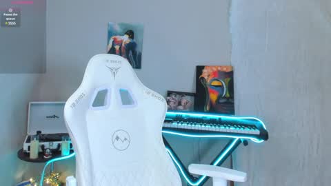 Andrew online show from February 2, 2025, 3:43 am