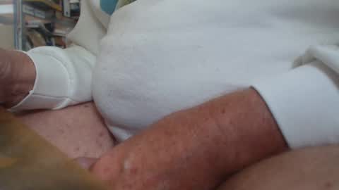 4skin44skin online show from December 19, 2024, 2:56 am