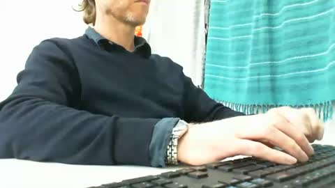 Snapshot of 555tony555 chatting on October 13, 2025, 3:17 am 555tony555 online show from October 13, 2025, 3:17 am