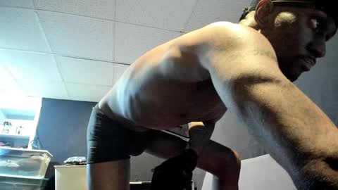 Snapshot of 5hbk chatting on January 2, 2025, 11:38 pm Tettaz GetitJusy4ya online show from January 2, 2025, 11:38 pm