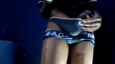 Snapshot of 5hbk chatting on January 8, 2025, 11:30 pm Tettaz GetitJusy4ya online show from January 8, 2025, 11:30 pm